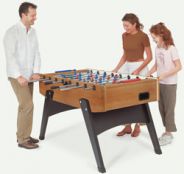 Uno dei tanti calcio balilla in vendita da Fitmax